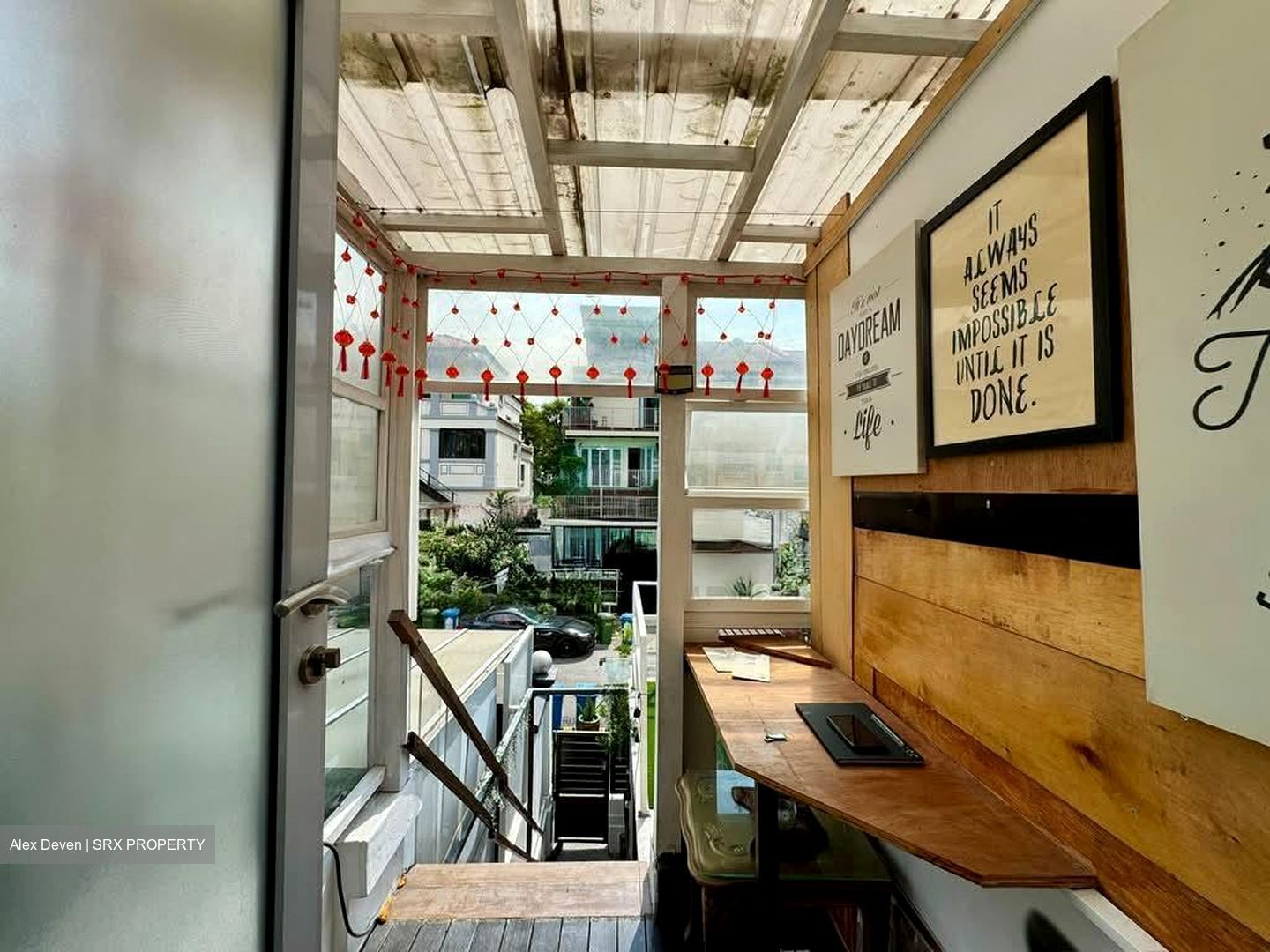 Westville (D22), Terrace #565145031